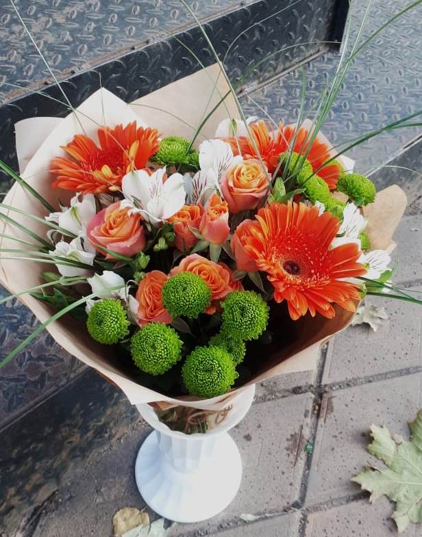 Букет цветов из: Герберы, Хризантемы, Альстромерии и Розы в Вавож