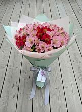 Букет цветов из:  Альстромерии в Вавож