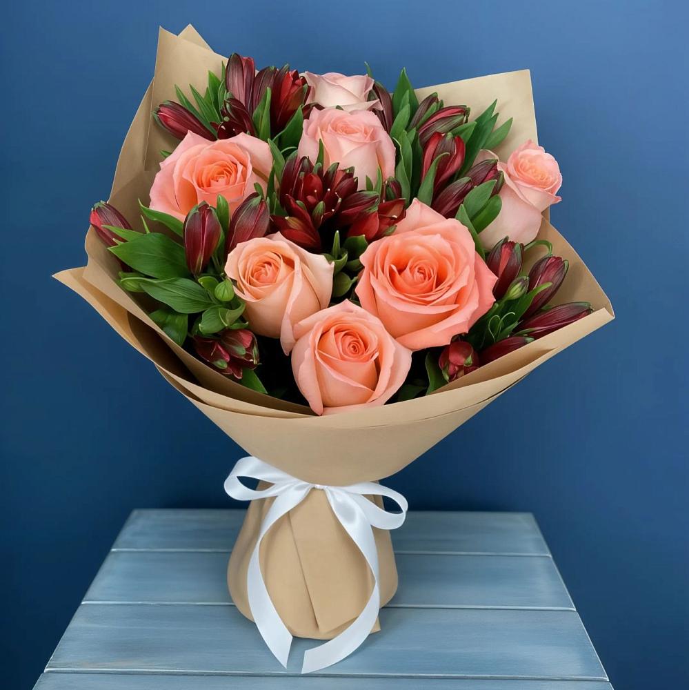 Букет цветов из: Розы и Альстромерии в Вавож