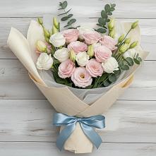 Букет цветов из:  Лизиантусы #REPLACE_PRED# Вавож