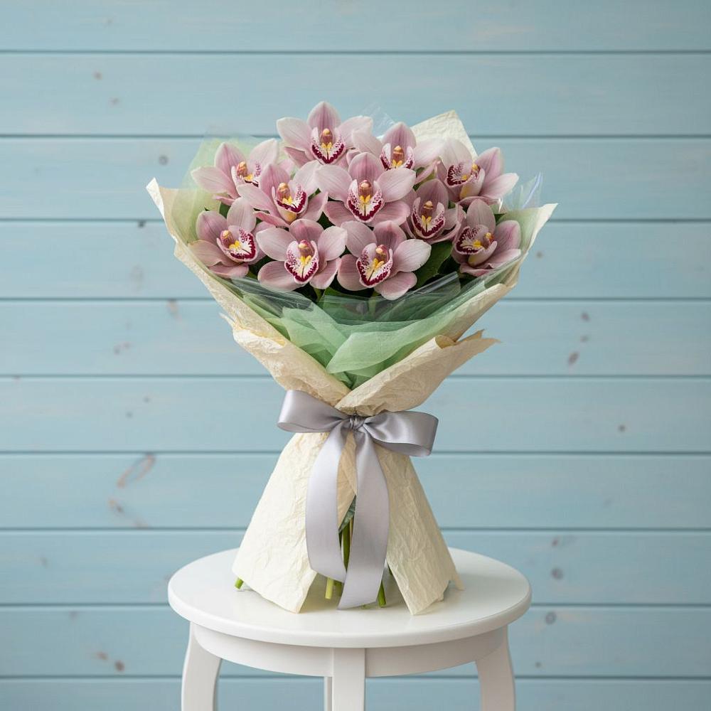 Букет цветов из: Орхидеи и Розы в Вавож