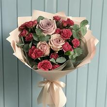 Букет цветов из:  Гвоздики и Розы в Вавож