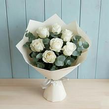 Букет Белые розы в Эвкалипте в Вавож