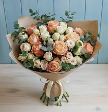 Букет цветов из:  Альстромерии и Розы в Вавож